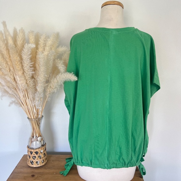 Eri + Ali Green Tied T Shirt - Picture 3 of 5